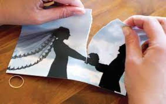 عواقب طلاق توافقی برای زنان