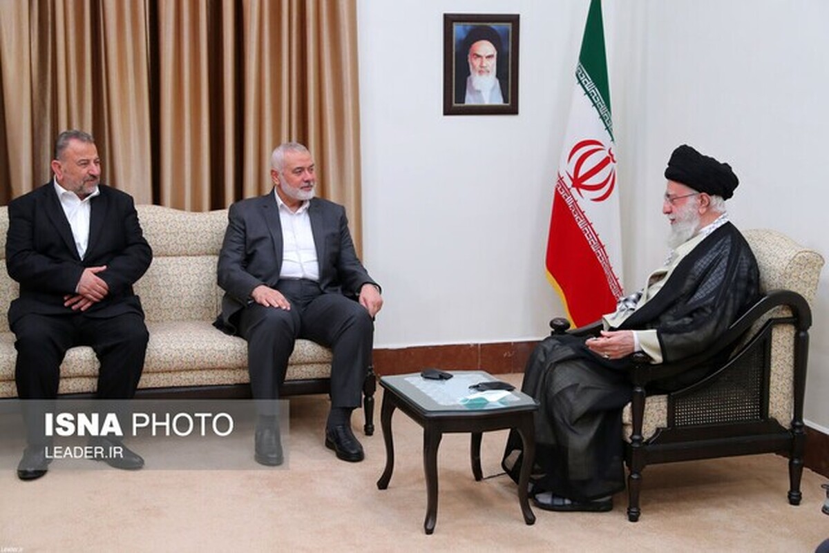 رهبر انقلاب با رئیس دفتر سیاسی حماس دیدار کرد