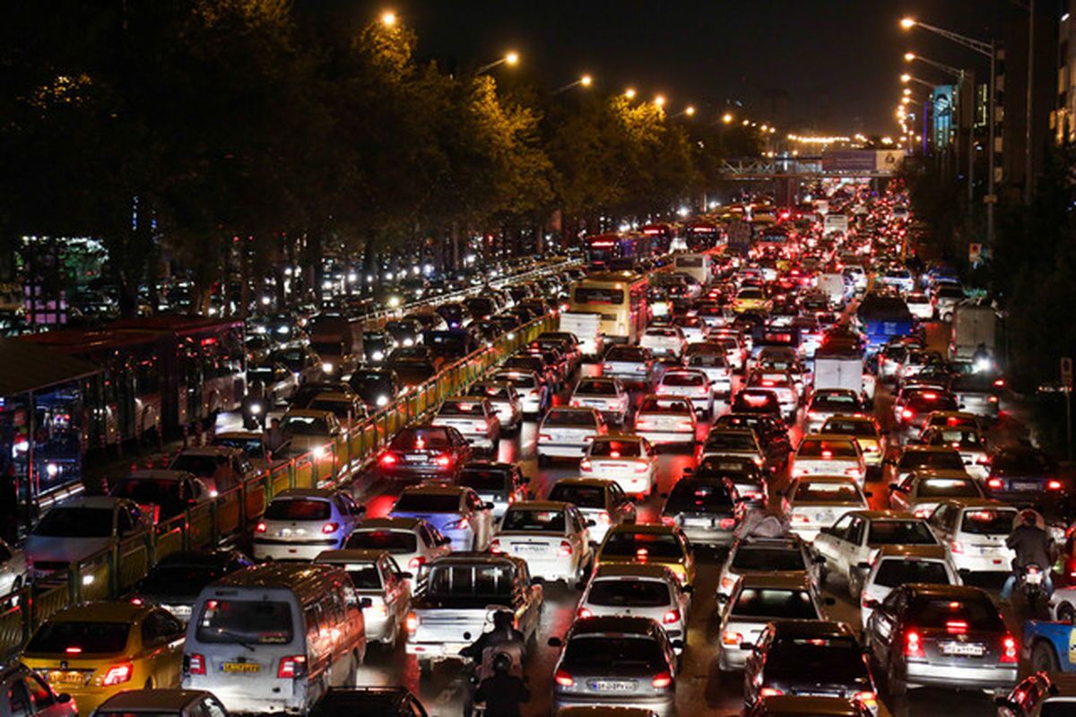 ترافیک فوق سنگین در ورودی‌های شرقی تهران