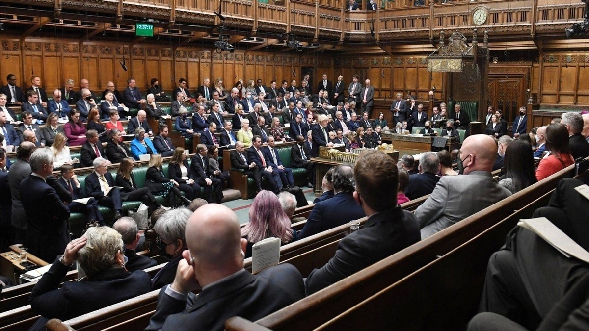 پارلمان انگلیس قانون اخراج مهاجران غیرقانونی را تصویب کرد