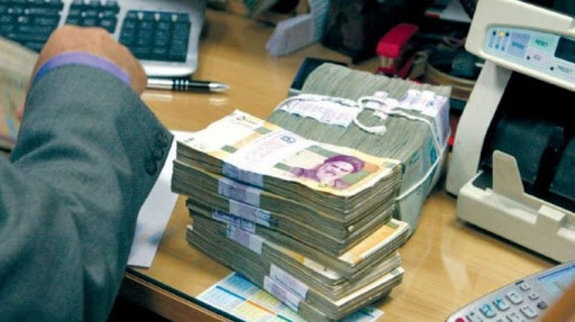 وزارت اقتصاد: مدیر شعبه یک بانک وام بدون ضامن نداد و عزل شد