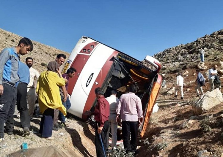 آخرین خبر از پرونده واژگونی اتوبوس خبرنگاران