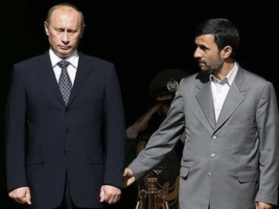 احمدی نژاد در توییتی از اوکراین دفاع کرد