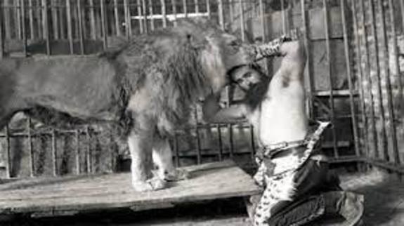 اولین قربانی باغ وحش در ایران که بود