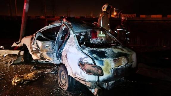 آتش گرفتن  ماشین ۲۰۶ در بزرگراه امام علی
