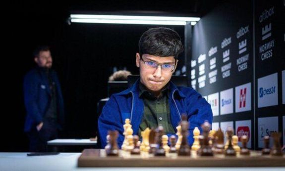 نابغه ایرانی و شماره یک جوانان شطرنج دنیا، فرانسوی شد