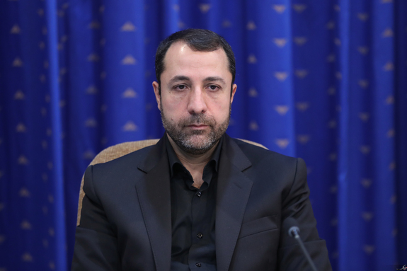 علی صالح آبادی، رئیس کل بانک مرکزی شد + بیوگرافی