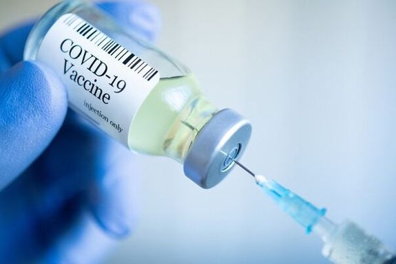 نوبت تزریق دز سوم واکسن به چهل ساله‌ها رسید
