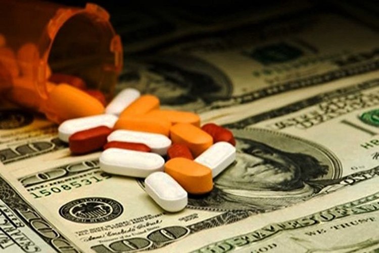 پایان موضوع حذف ارز دارو/ پرداخت دلار ۴۲۰۰ تومانی ادامه دارد