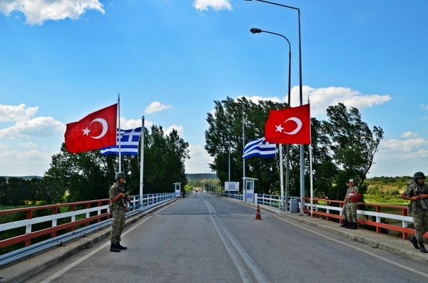 حصارکشی یونان در مرز ترکیه