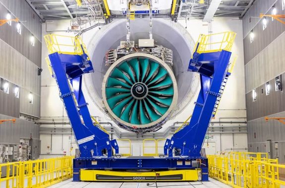 ساخت اولین نمونه از بزرگ‌ ترین موتور هواپیمای جهان + عکس