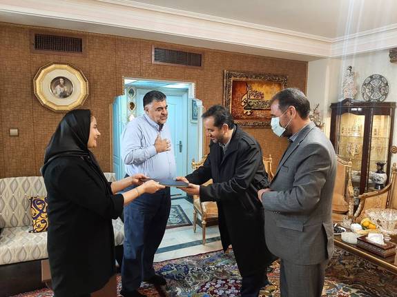 تجلیل مدیران بانک ملی ایران از جانبازان