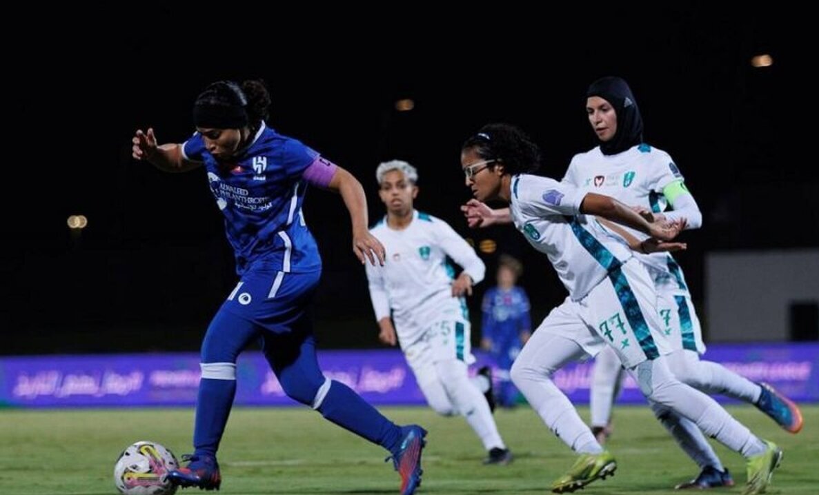 پوشش جالب فوتبالیست‌های زن در عربستان