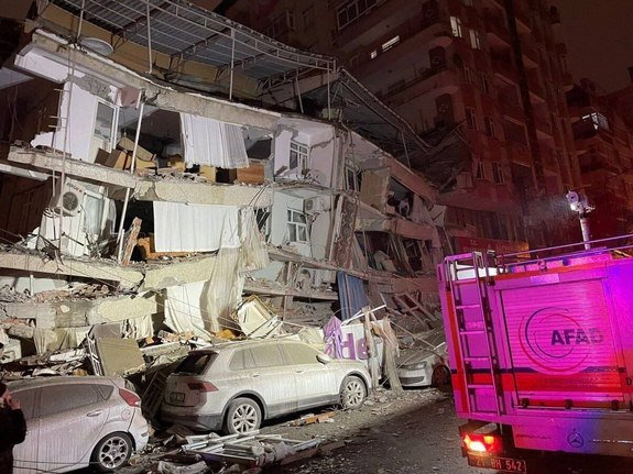 تعداد جانباختگان زلزله در ترکیه و سوریه از ۳۷۰۰ نفر گذشت