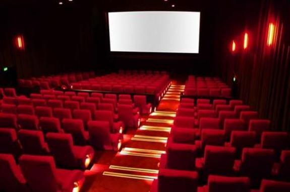 موافقت سازمان سینمایی با شناورشدن قیمت بلیت سینما‌ها