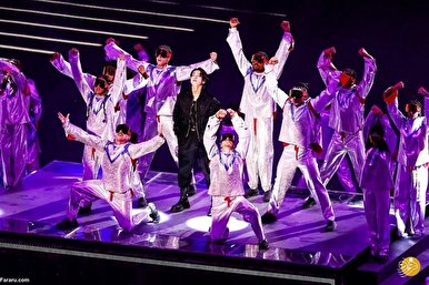 اجرای کامل جونگکوک گروه BTS در افتتاحیه جام‌جهانی ۲۰۲۲ قطر + فیلم
