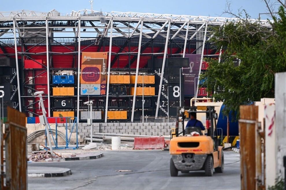 تصاویری از جمع کردن استادیومی در قطر
