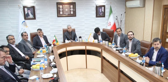 جلسه مشترک مدیران عامل پست بانک ایران و صندوق توسعه فناوری های نوین با هدف بررسی گسترش ارائه خدمات بانک در حوزه فناوری برگزار شد