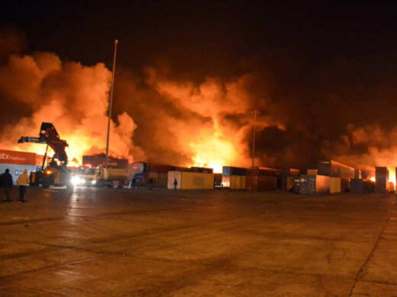 انفجار و آتش سوزی در پایگاه ارتش سوریه پس از اصابت موشک های رژیم صهیونیستی + فیلم