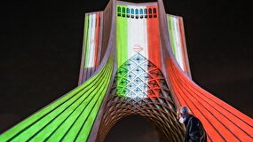 ویدیومپینگ زیبا؛ برج آزادی به رنگ پرچم ایران