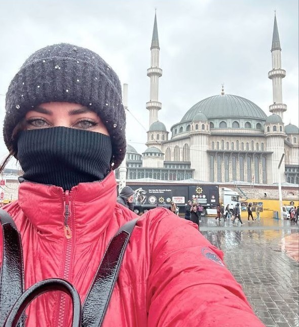 حجاب خاص نفیسه روشن در استانبول