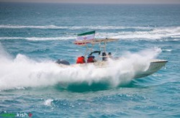 برگزاری رژه دریایی به مناسبت گرامیداشت روز ملی خلیج فارس در آب‌های کیش