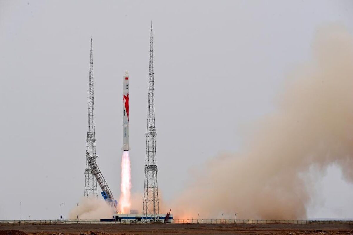 چین اولین موشک ماهواره‌بَر با سوخت متان را به فضا پرتاب کرد