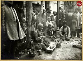 تصویر زیرخاکی از کباب‌پز‌های بازار تهران در زمان قاجار