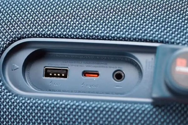 راهنمای قدمبهقدم تعویض باتری اسپیکر JBL راهنمای قدمبهقدم تعویض باتری اسپیکر JBL