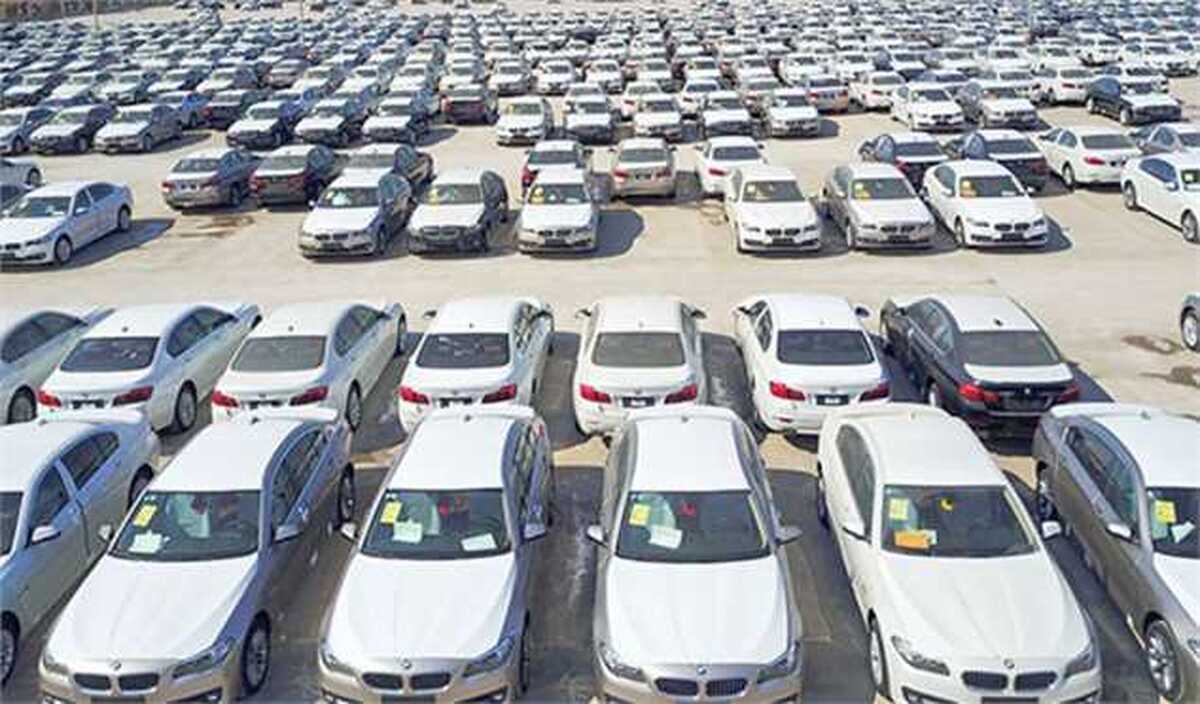ترخیص خودروهای وارداتی در گرو توافق صاحب کالا و گمرک در ارزش‌گذاری