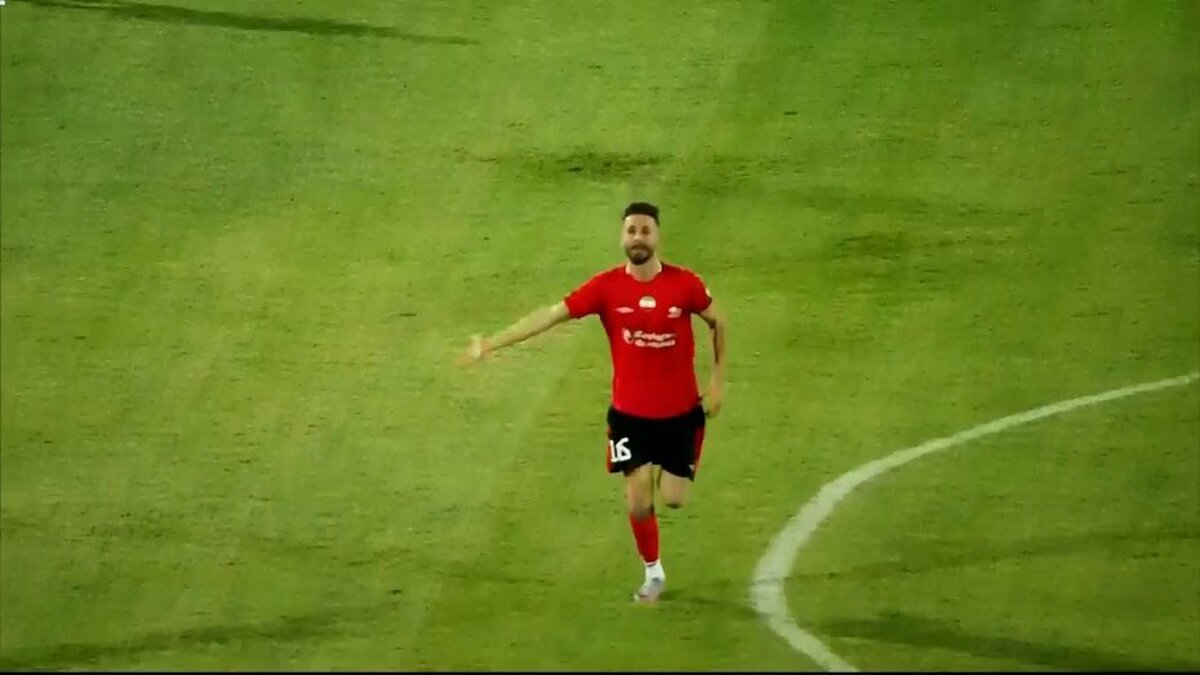 ویدیو: اولین گل مهدی عبدی در تراکتور به مس رفسنجان