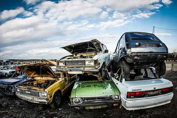 عدم اسقاط خودرو‌های فرسوده، معضل اصلی در اجرای قانون هوای پاک