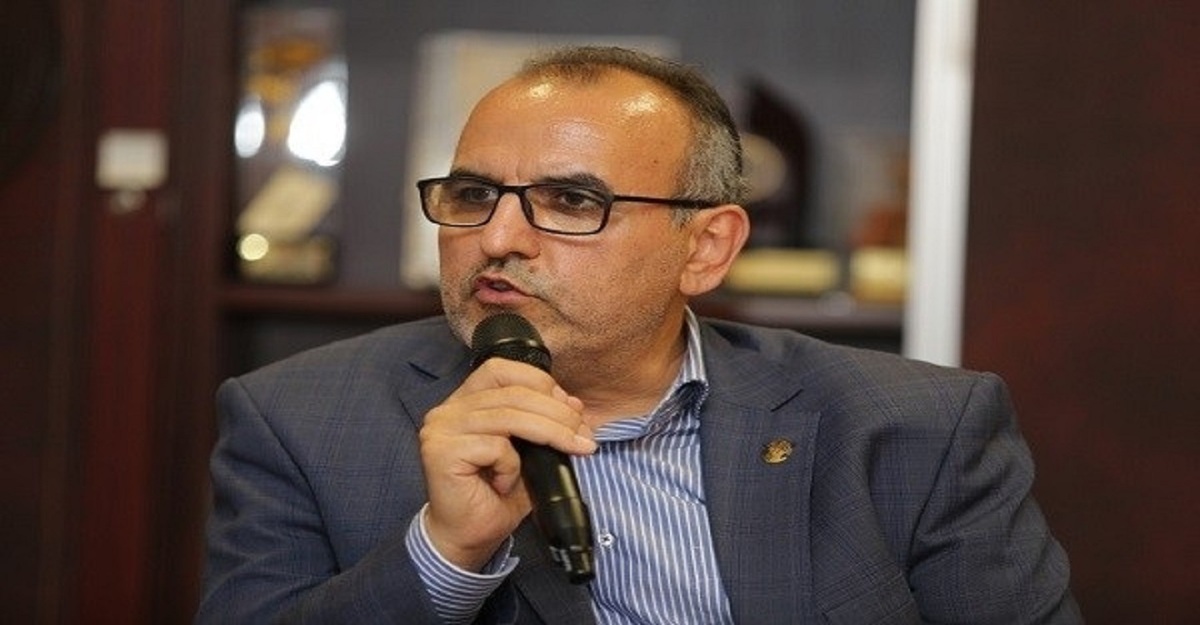 مهندس بیدخام عنوان کرد :پروانه شرکت مخابرات با مدارک موجود تمدید شده است