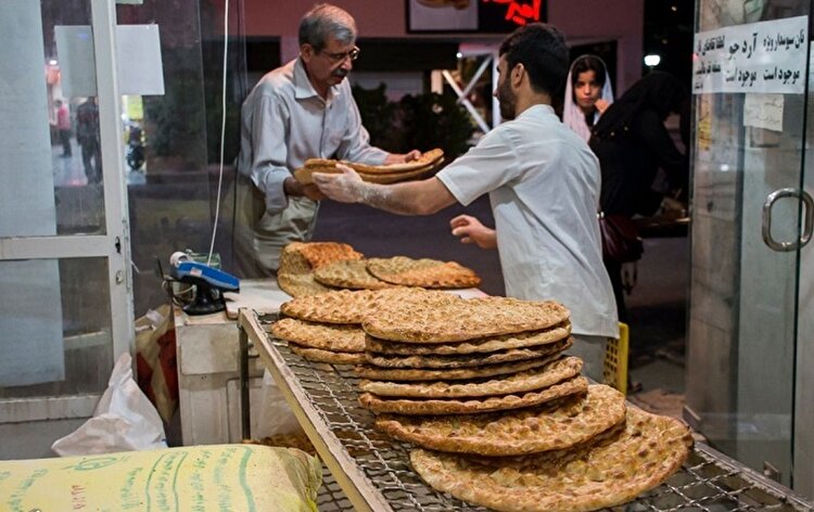 دستگیریِ فردی که ماهانه ۱۰ هزار نان می‌خرید
