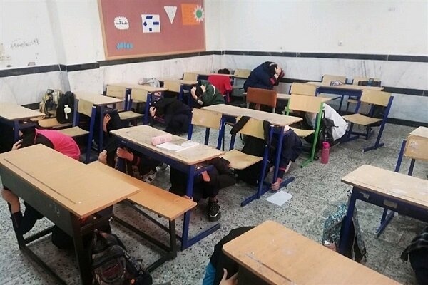مدارس استان تهران تا پایان هفته تعطیل شد