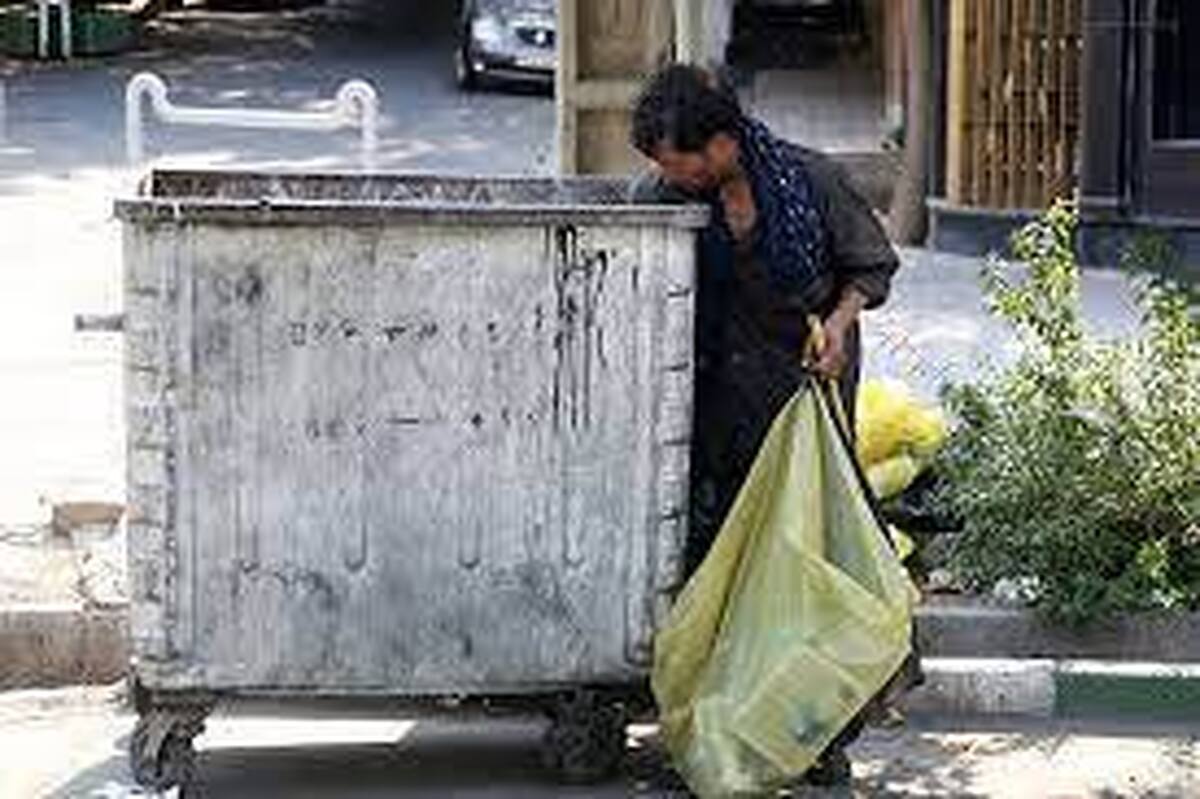 ۵ میلیون در هر سطل زباله منطقه یک تهران!