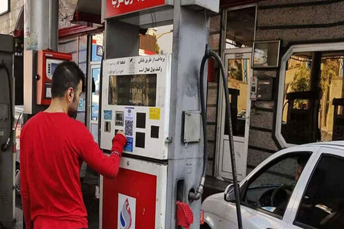 جزئیات کامل اختلال در پمپ بنزین‌های تهران + سه فیلم