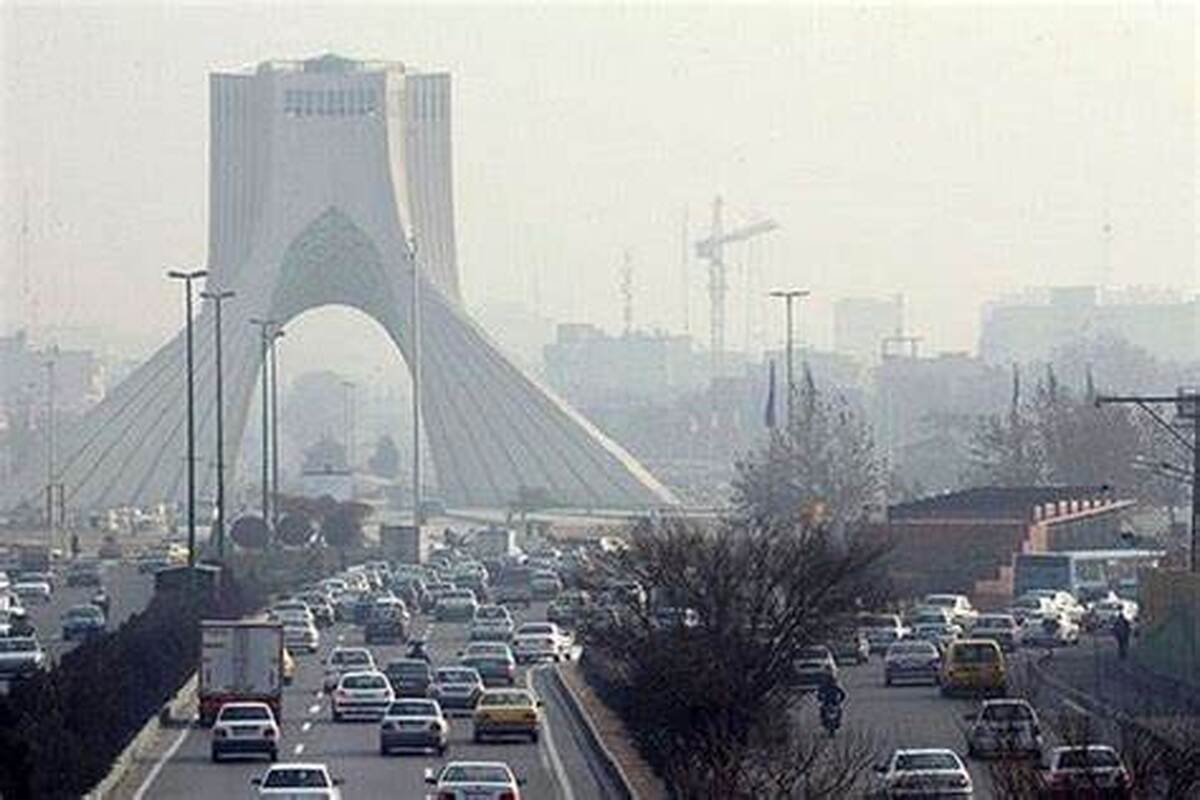 پشت صحنه آلودگی هوای تهران؛ سند خودروسازان برای سوخت بی‌کیفیت
