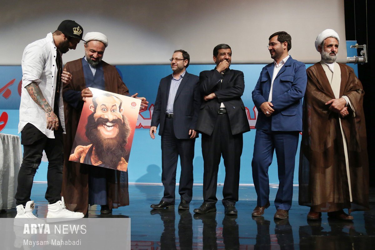 عکس دسته جمعی و قدیمی اصولگرایان با امیر تتلو!
