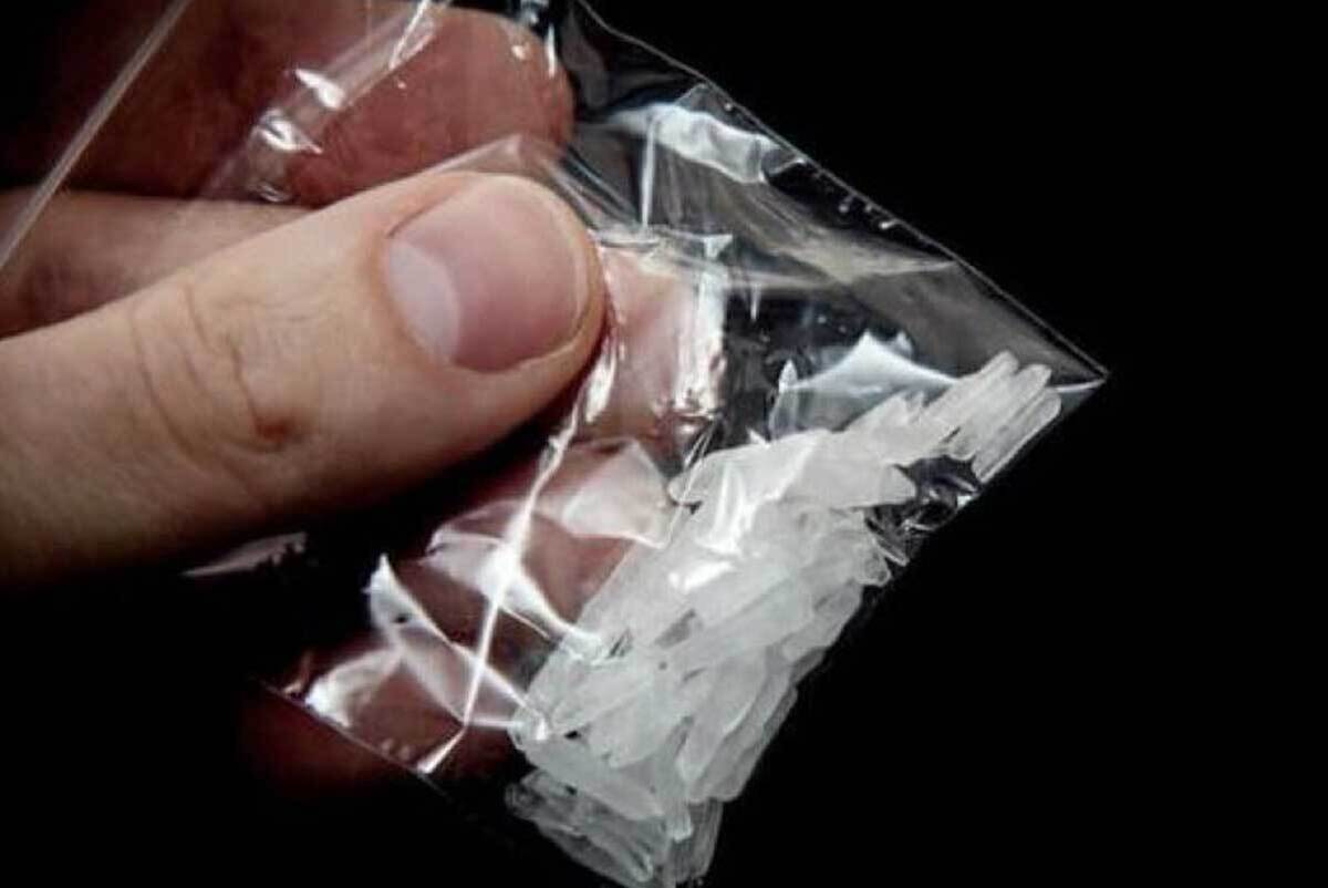 کشف ۱۴ کیلو شیشه در فرودگاه امام خمینی