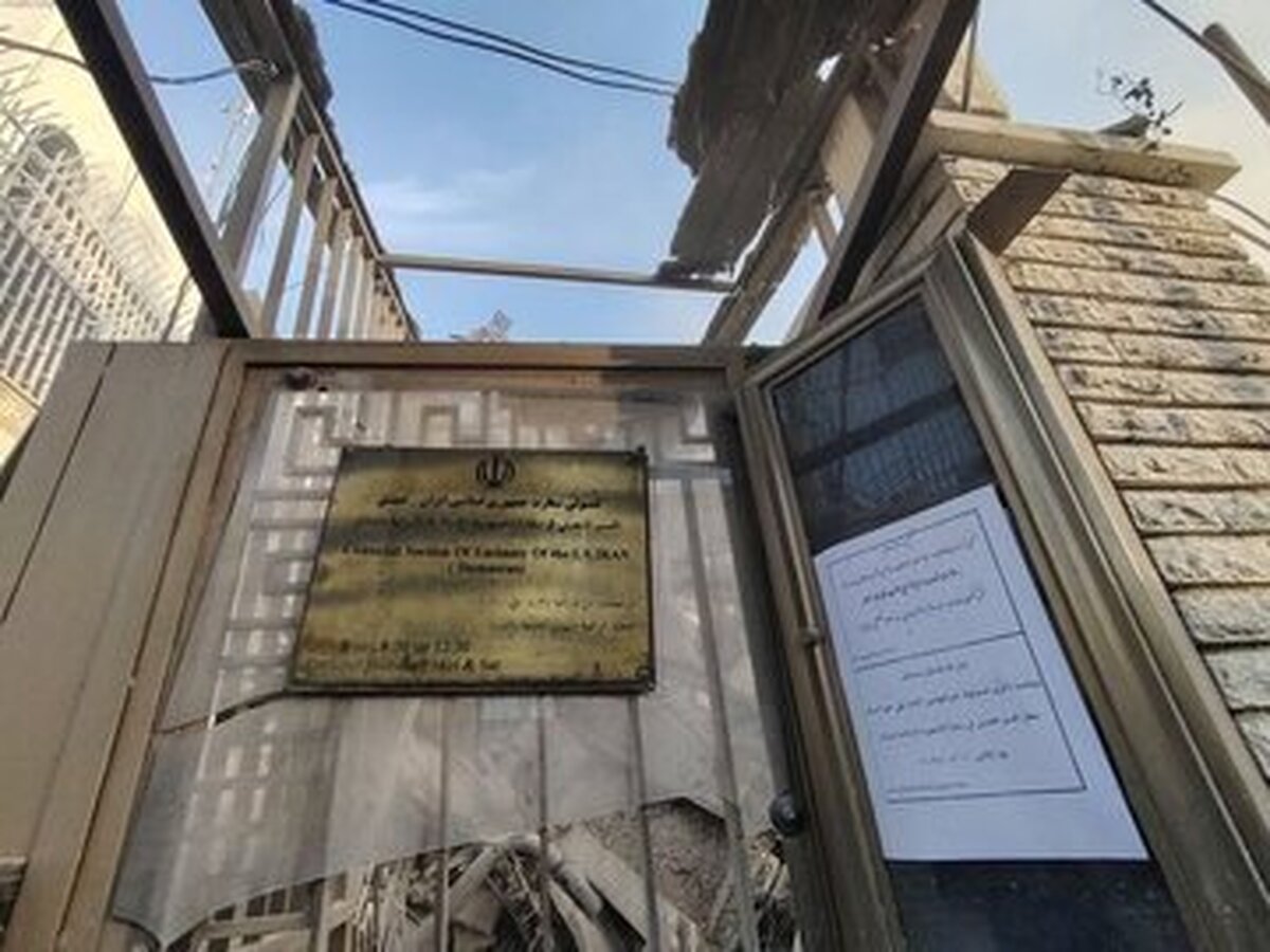 اسرائیل به ساختمان کنسولی سفارت ایران حمله کرد
