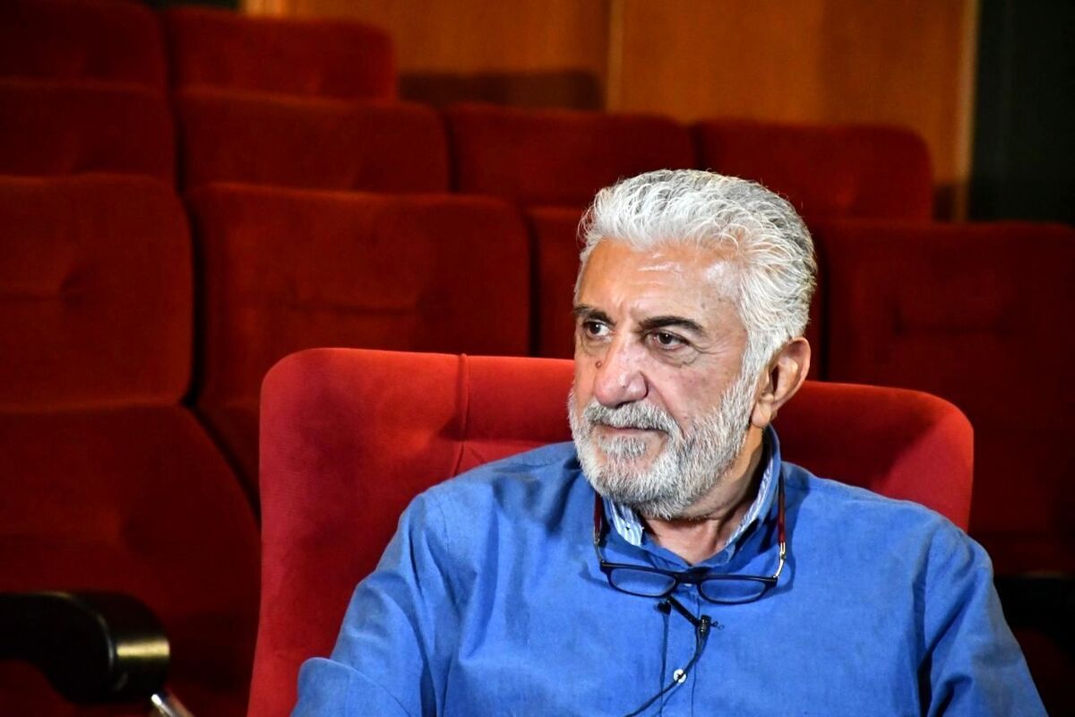 کیانیان: این دختران روسری برداشتند، مثل نوه مسئولین مایو دو تکه نپوشیدند!