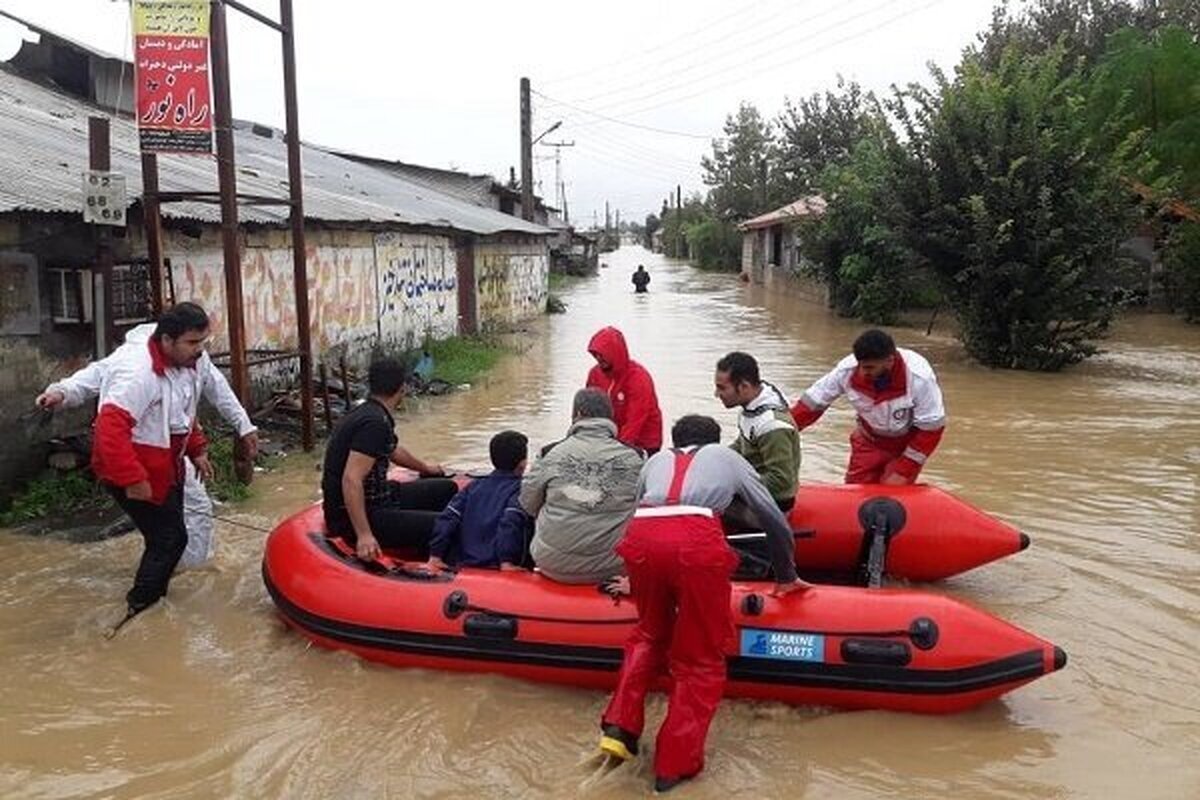 ۱۰۰ خانه در رشت دچار آبگرفتگی شده‌اند