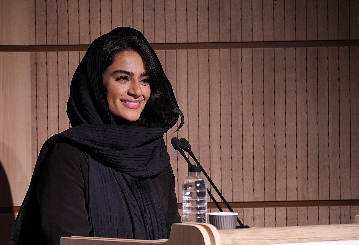 هیوا سیفی‌زاده آزاد شد