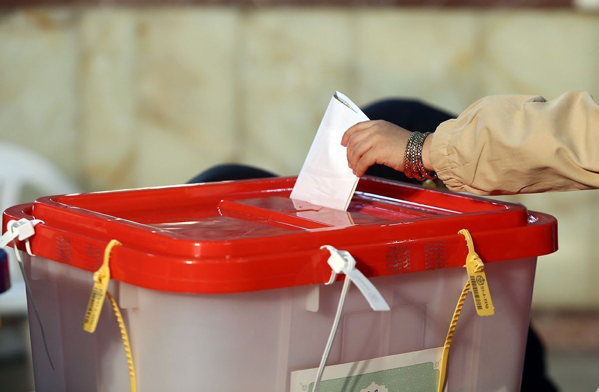 مراحل رای دادن در انتخابات الکترونیکی چگونه است؟
