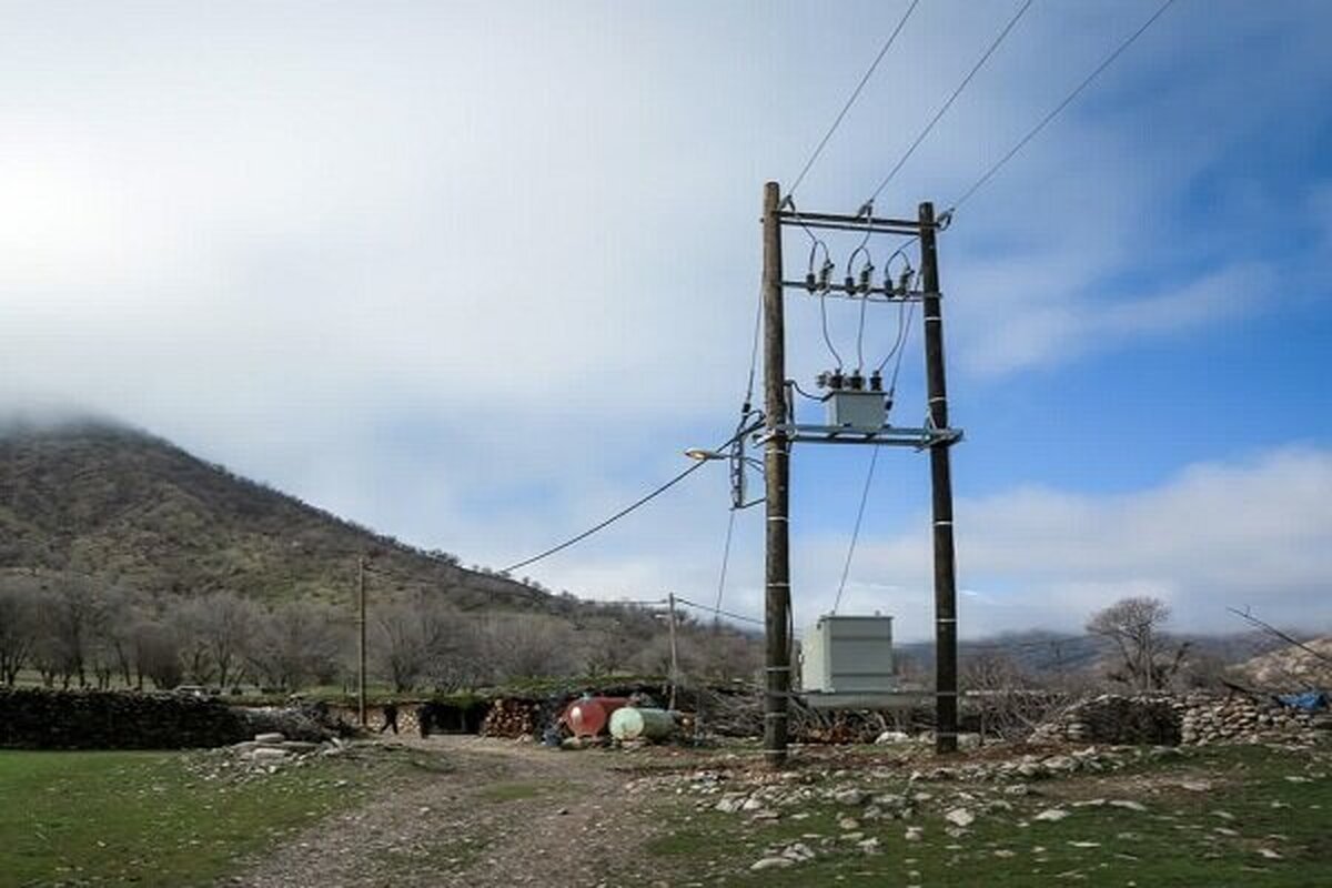 برق تمام روستا‌های سیل زده سیستان و بلوچستان وصل شد