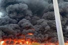 آتش سوزی در یکی از کارخانه‌های شهرک شکوهیه قم