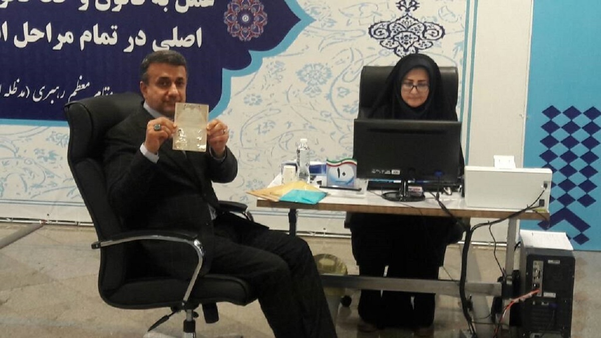 ثبت‌نام محمدیاری در انتخابات ریاست‌جمهوری
