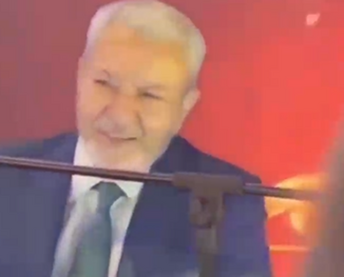وقتی کنسرت عارف خواننده لس آنجلسی بهم می‌ریزد