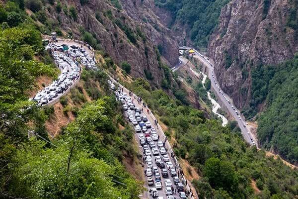 ترافیک سنگین در آزادراه تهران - شمال